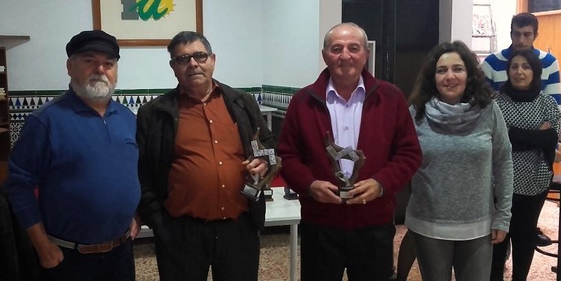 Entrega premios XVII Campeonato Dominó IU El Viso